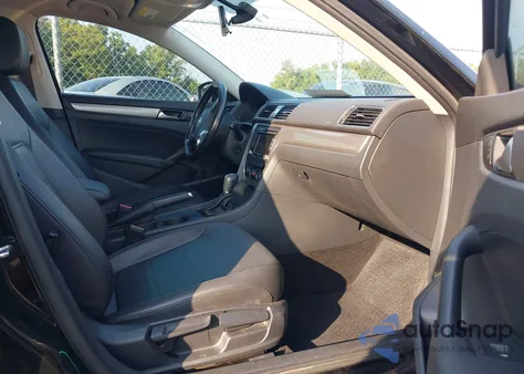 2015 Volkswagen Passat 1.8T Limited Edition from USA, damaged, VIN 1VWAS7A39FC107195